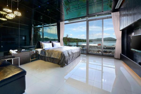 Lakeview Homestay